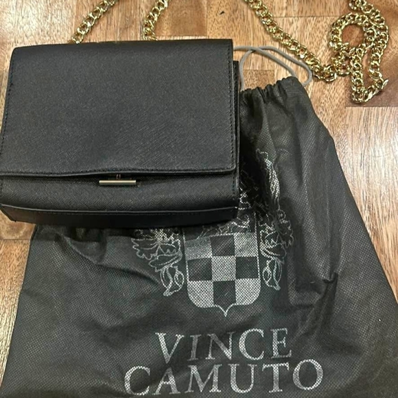 Vince Camuto Black Crossbody Bag with Gold Chain - Picture 1 of 4